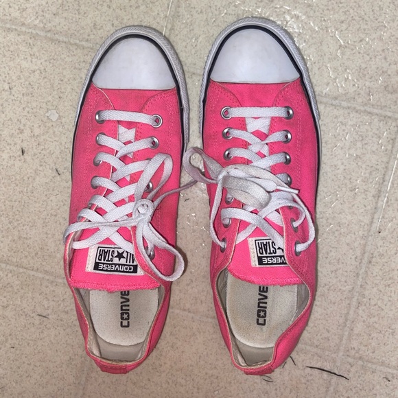 neon pink converse